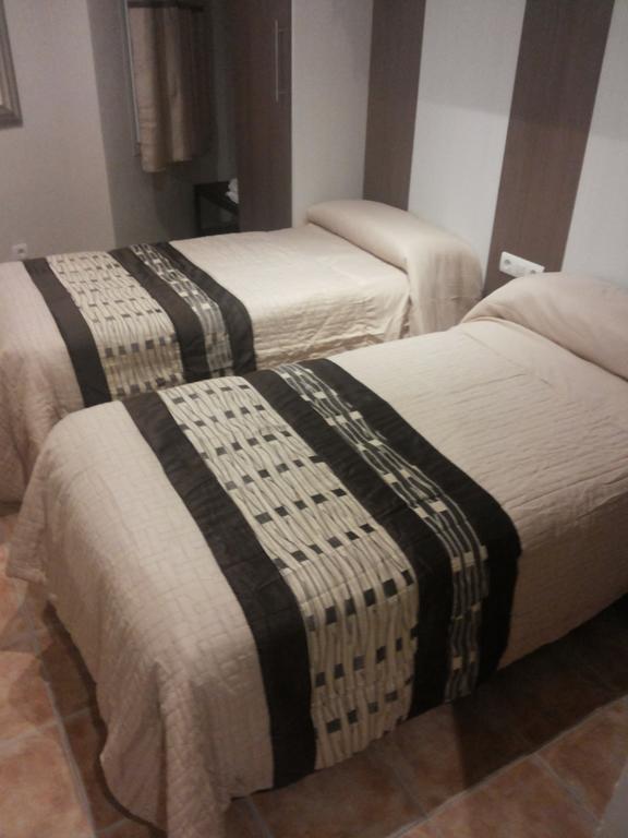 Hostal El Duende Blanco Сьерра-Невада Номер фото