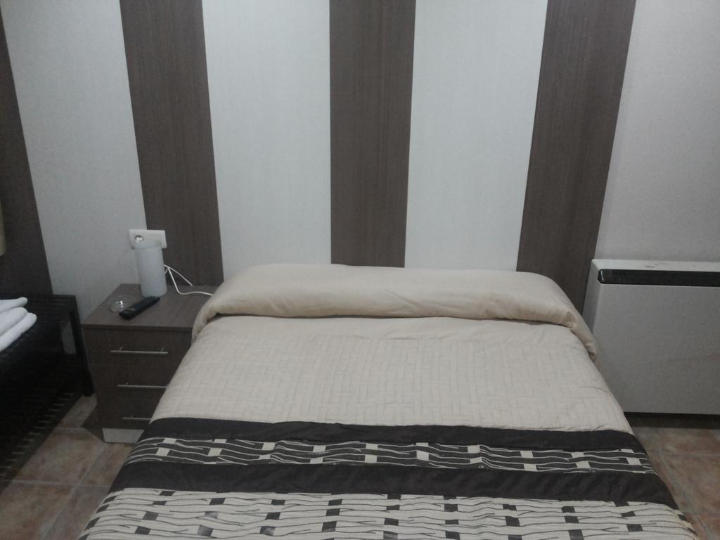 Hostal El Duende Blanco Сьерра-Невада Номер фото